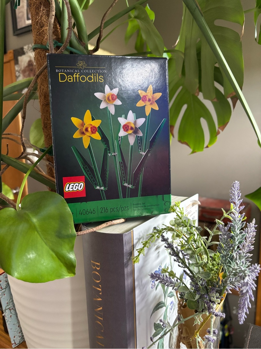LEGO Botanical Collection - Daffodils